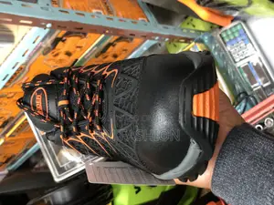 Finder High Quality Light Weight Safety Shoes