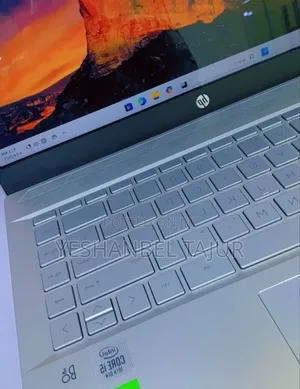 New Laptop HP Pavilion 10 16GB Intel Core I5 SSD 512GB