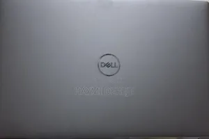 New Laptop Dell Precision 15 3520 16GB Intel Core I7 SSD 512GB