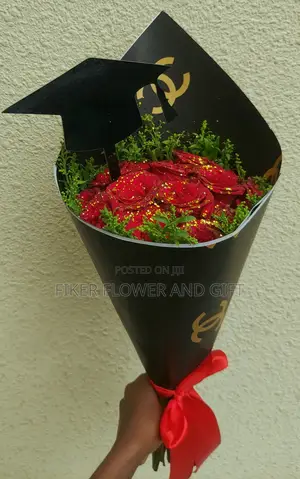 Graduation and Birthday Flower Bouquet ለምርቃት አበባ