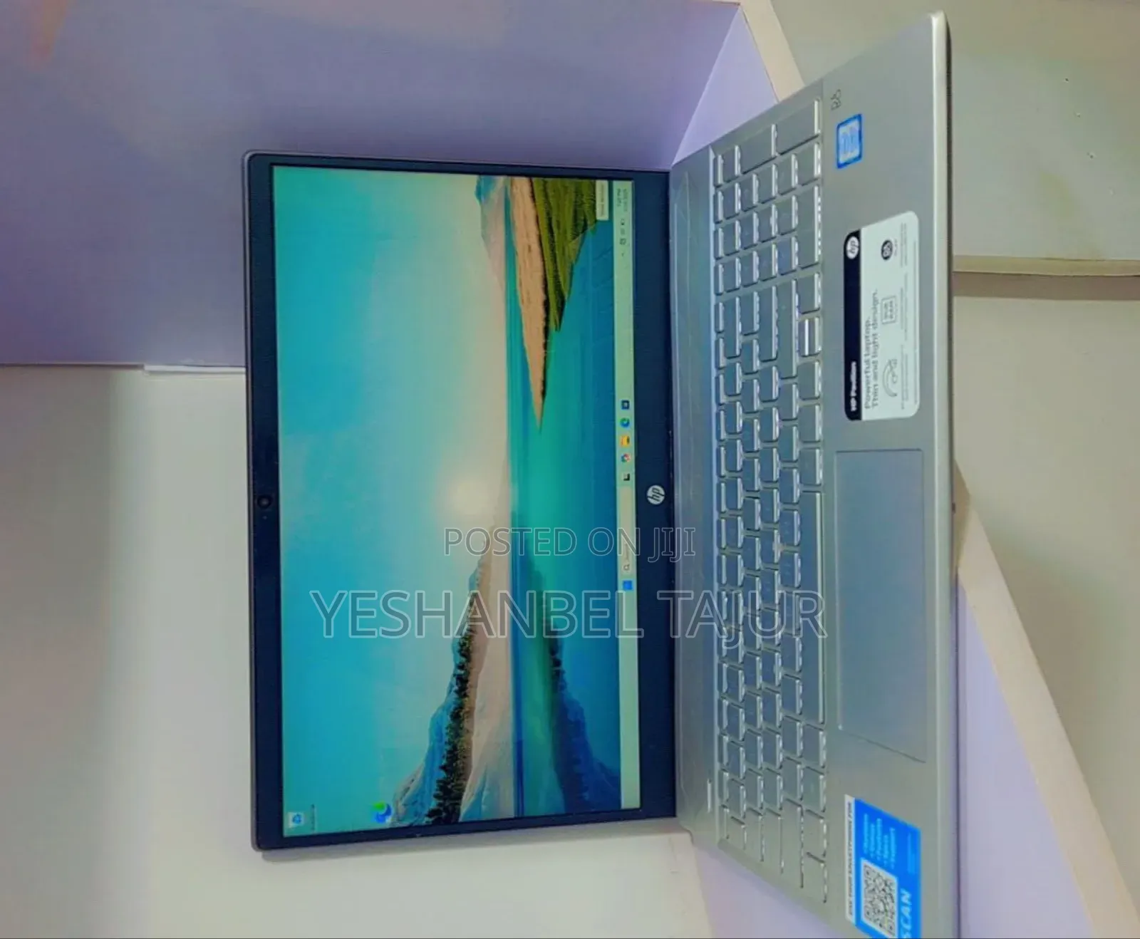 New Laptop HP Pavilion 15 8GB Intel Core I7 SSD 256GB