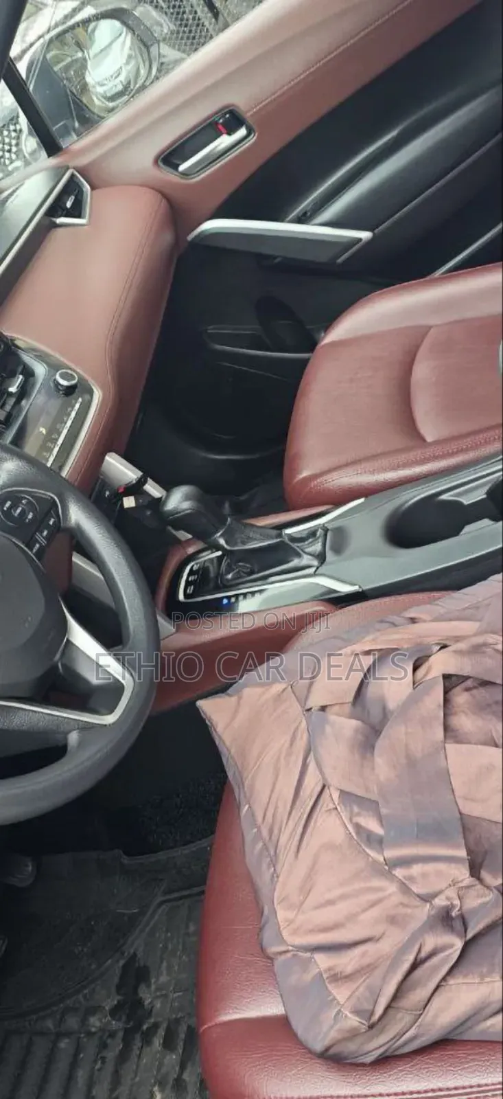 Toyota Corolla Cross Hybrid 2023 Silver