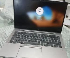 New Laptop HP ZBook Firefly G8 16GB Intel Core I7 SSD 512GB