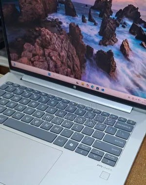 New Laptop HP Pro X2 410 G1 8GB AMD Ryzen 5 SSD 512GB