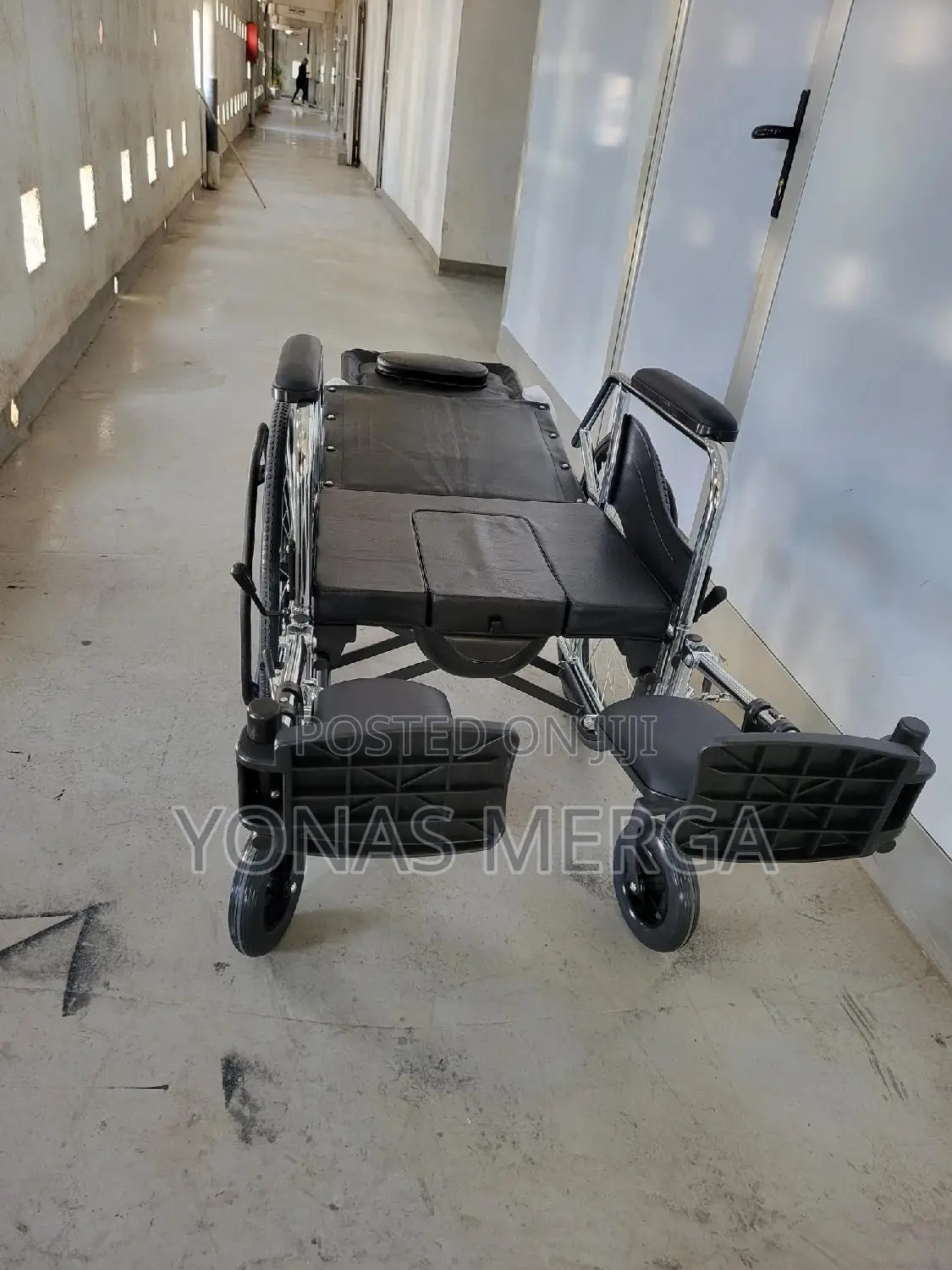 Yuwell Toilet Wheelchairخ云wheelchair\\Wheelchairد冷wheelchair