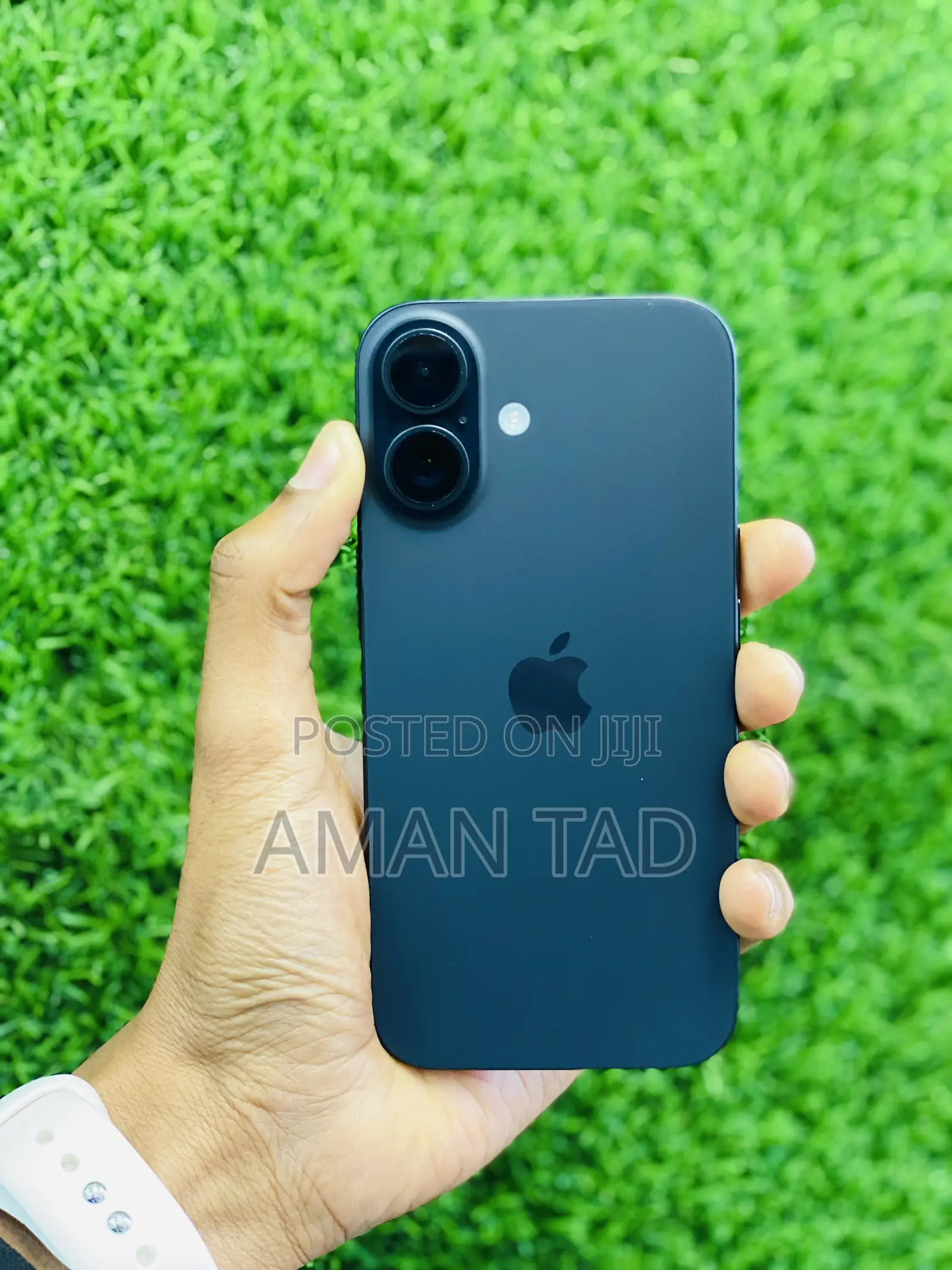 New Apple iPhone 16 128 GB Black