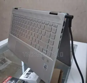 New Laptop HP Pavilion X360 8GB Intel Core I7 SSD 256GB