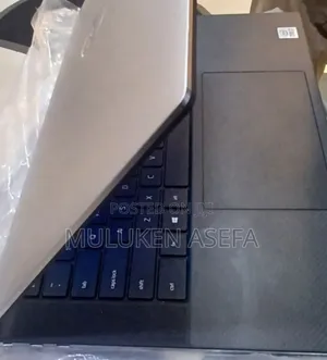 New Laptop Dell XPS 15 32GB Intel Core I7 SSD 1T