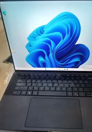 New Laptop Dell XPS 15 32GB Intel Core I7 SSD 1T