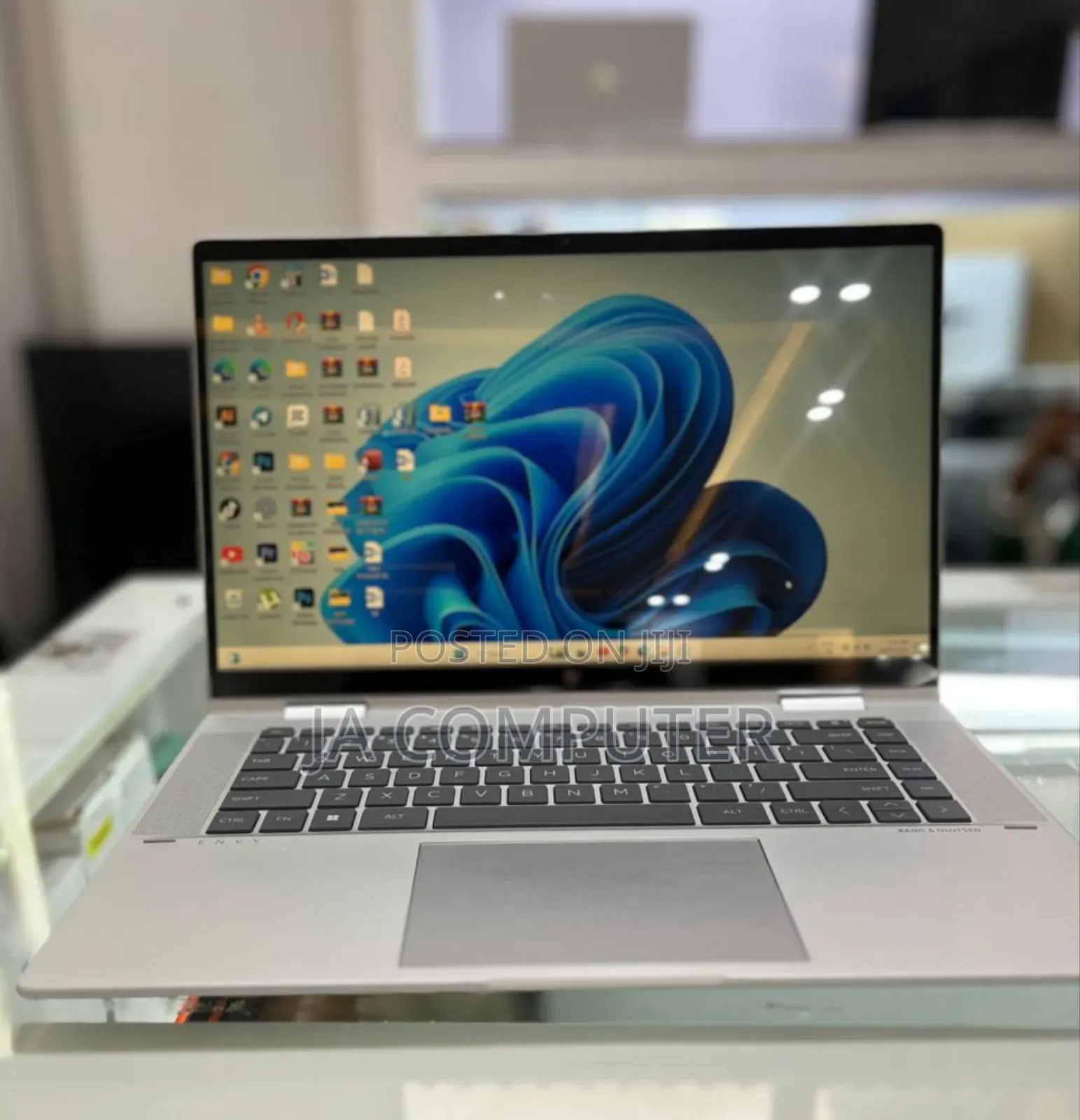 New Laptop HP Envy X360 16GB Intel Core I7 SSD 512GB