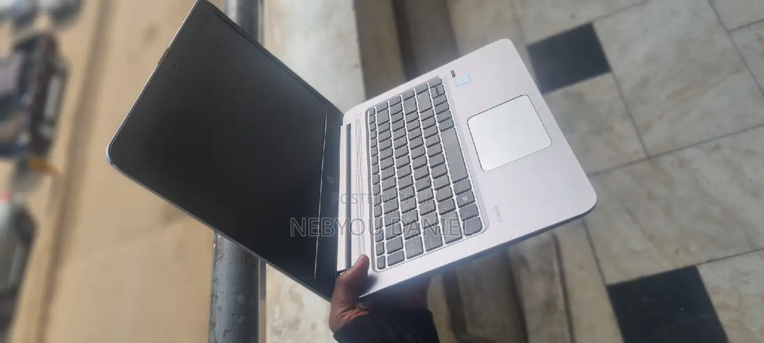 Laptop HP EliteBook Folio 1040 G3 8GB Intel Core I5 SSD 512GB