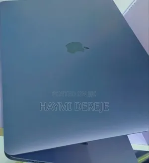 New Laptop Apple MacBook Pro 2019 16GB Intel Core I7 SSD 512GB