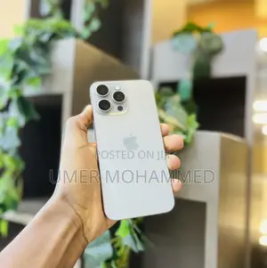 Apple iPhone 15 Pro Max 256 GB