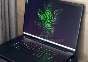New Laptop Razer Blade 32GB Intel Core I9 SSD 2T