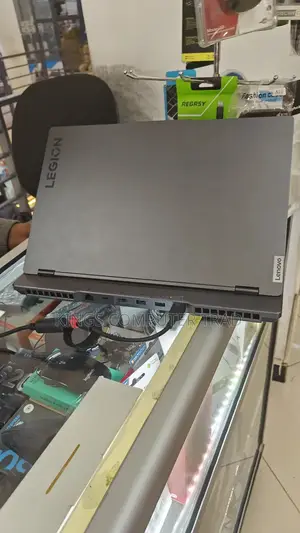 New Laptop Lenovo Legion 5 16GB AMD Ryzen 7 SSD 512GB
