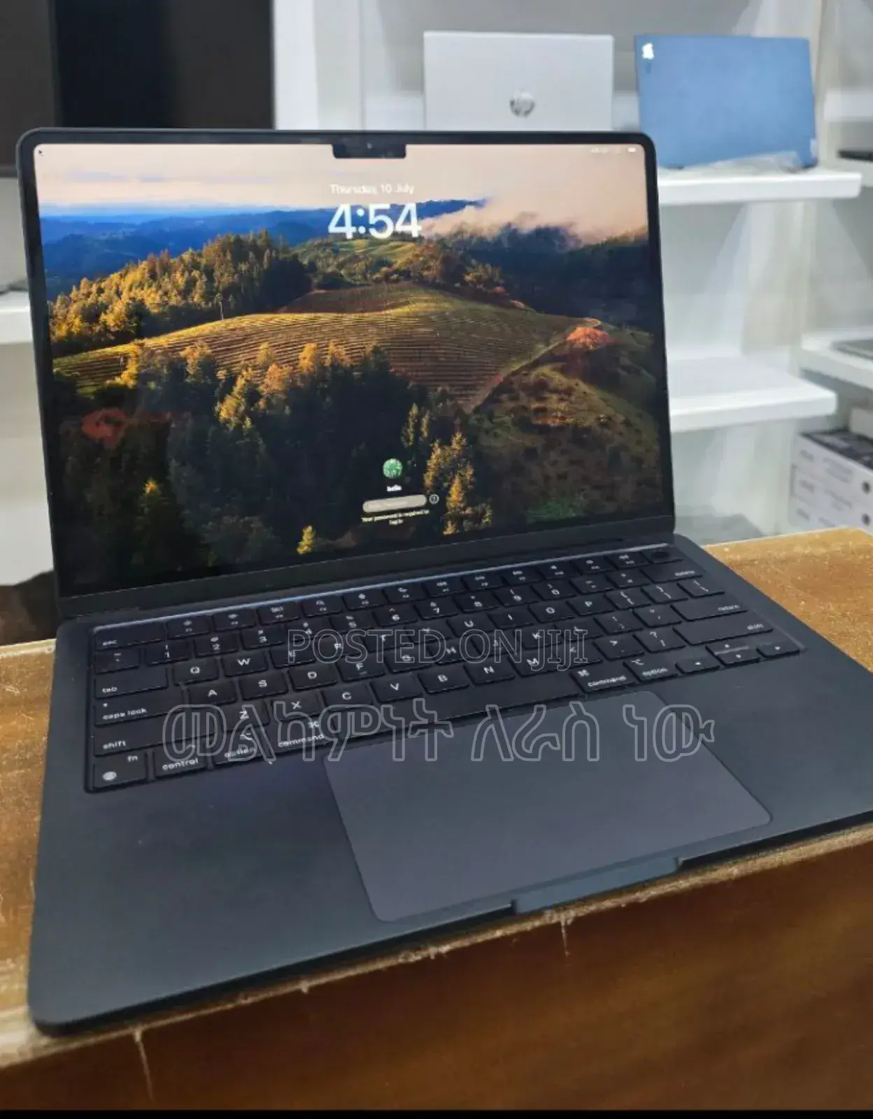 New Laptop Apple MacBook Air 2023 M2 8GB Apple M2 SSD 256GB