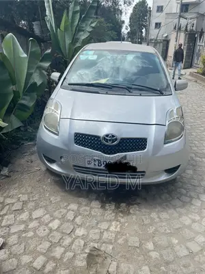 Toyota Yaris 1.0 VVT-i 2007 Silver