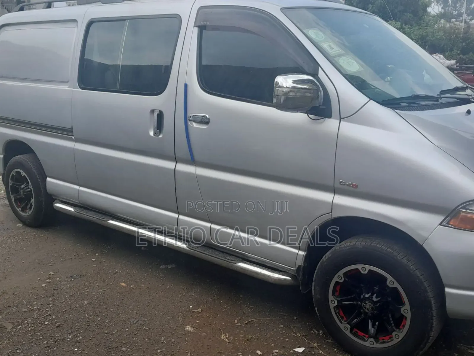 Toyota HiAce 2006 Silver
