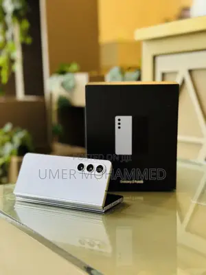 Photo - New Samsung Galaxy Fold 5G 512 GB
