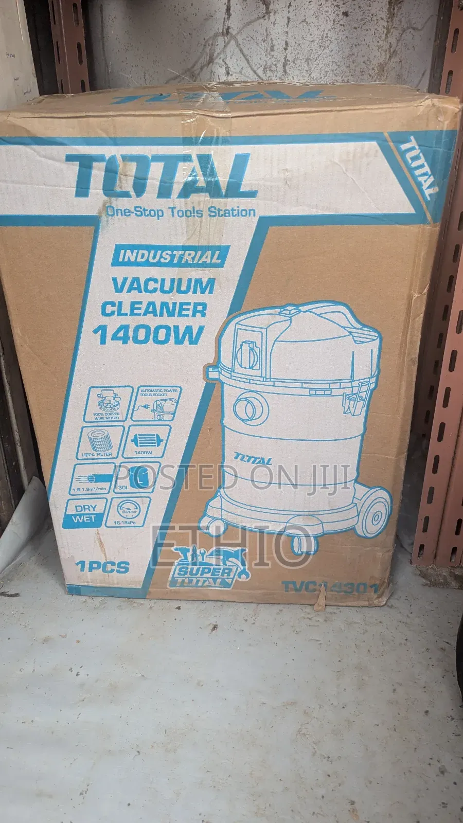 Total Vacuum Cleaner 1400w