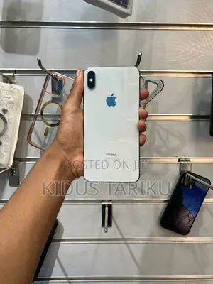 Apple iPhone XS Max 64 GB White