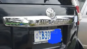 Toyota Land Cruiser Prado 2015 Black