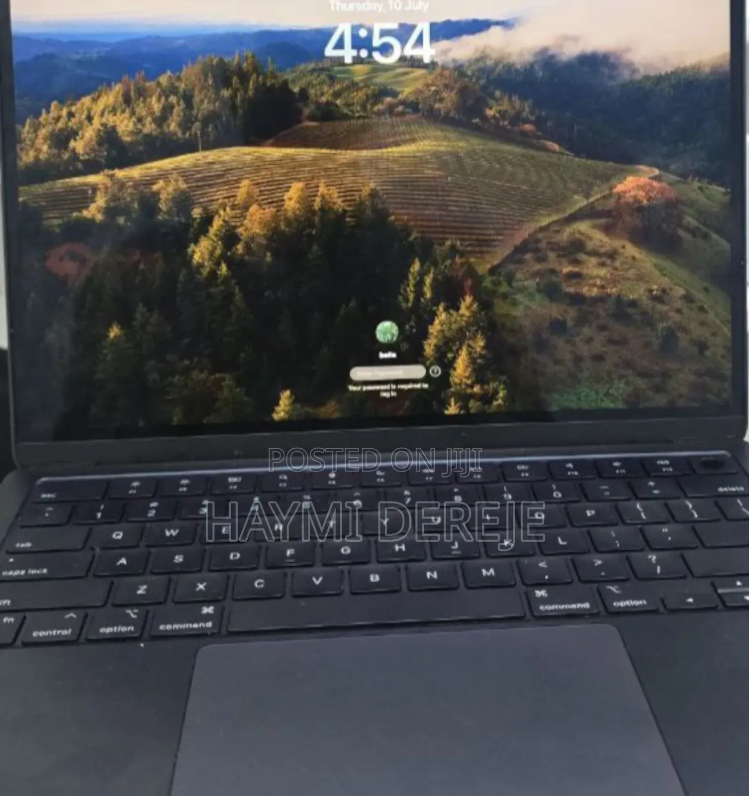 New Laptop Apple MacBook Pro 2019 8GB Intel Core I7 SSD 256GB