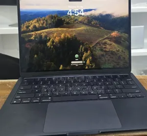 New Laptop Apple MacBook Air 2022 M2 8GB Apple M2 SSD 256GB