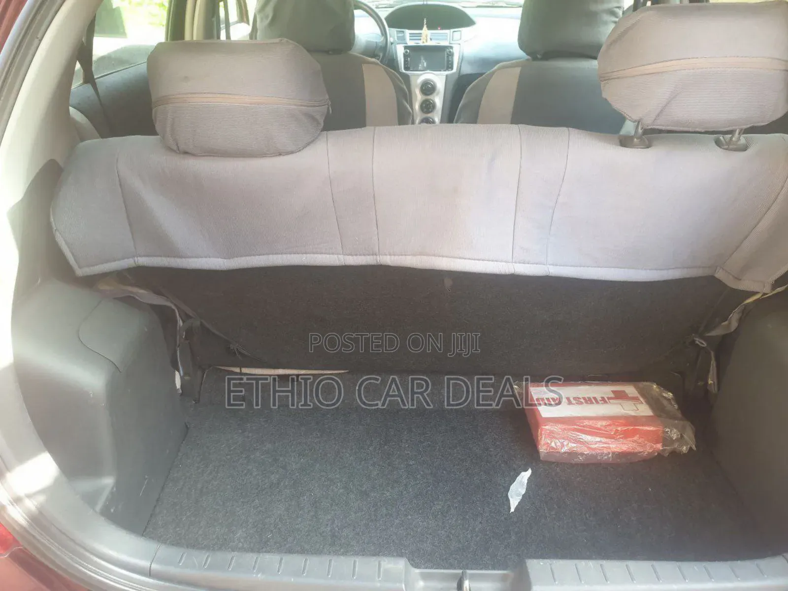 Toyota Yaris 2010 Burgundy