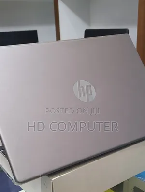 New Laptop HP EliteBook 840 G9 16GB Intel Core i7 SSD 512GB