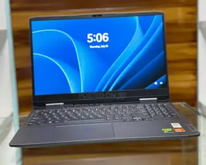 New Laptop Lenovo LOQ 15IRH8 16GB AMD Ryzen 5 SSD 512GB