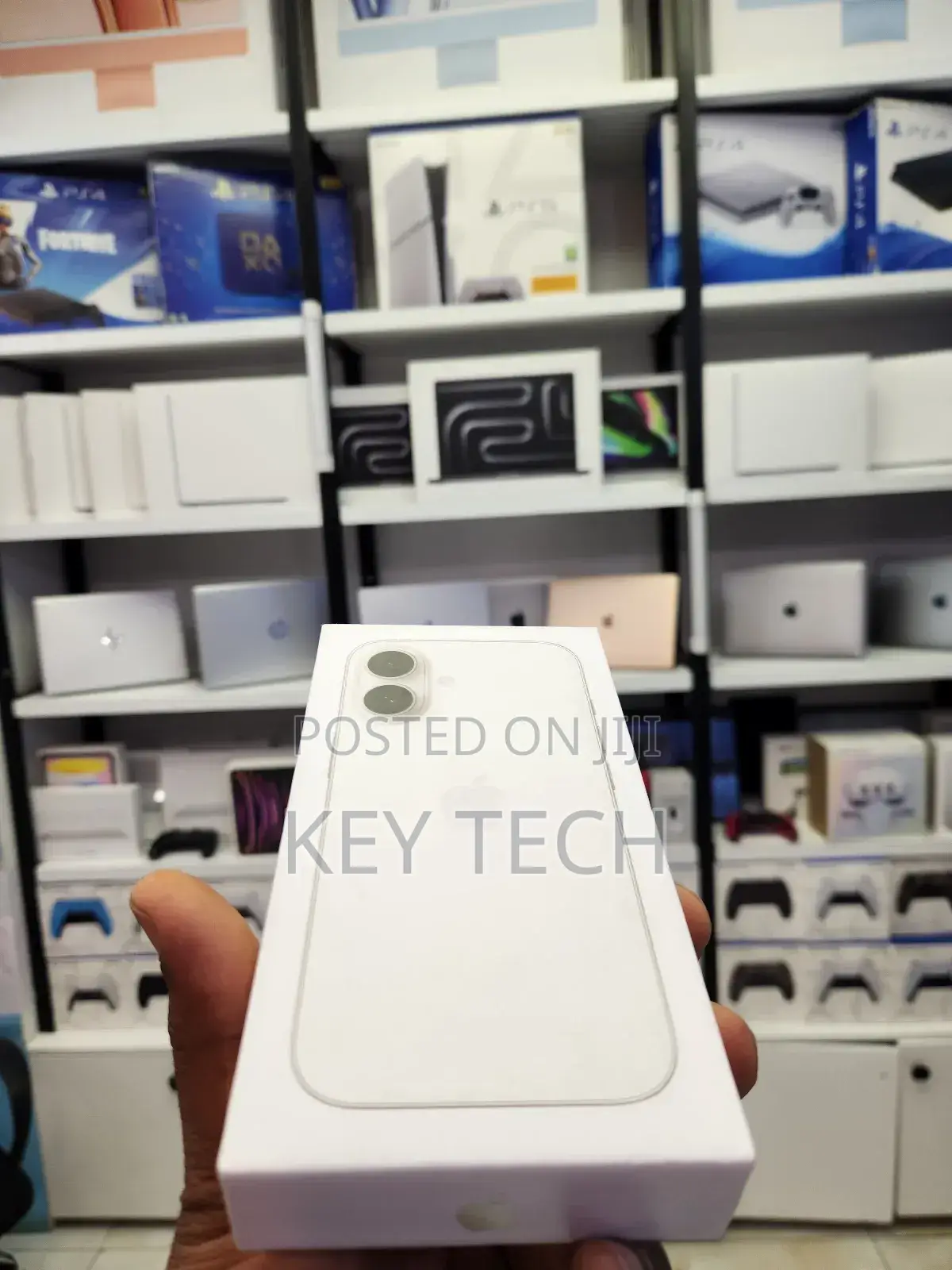 New Apple iPhone 16 128 GB White