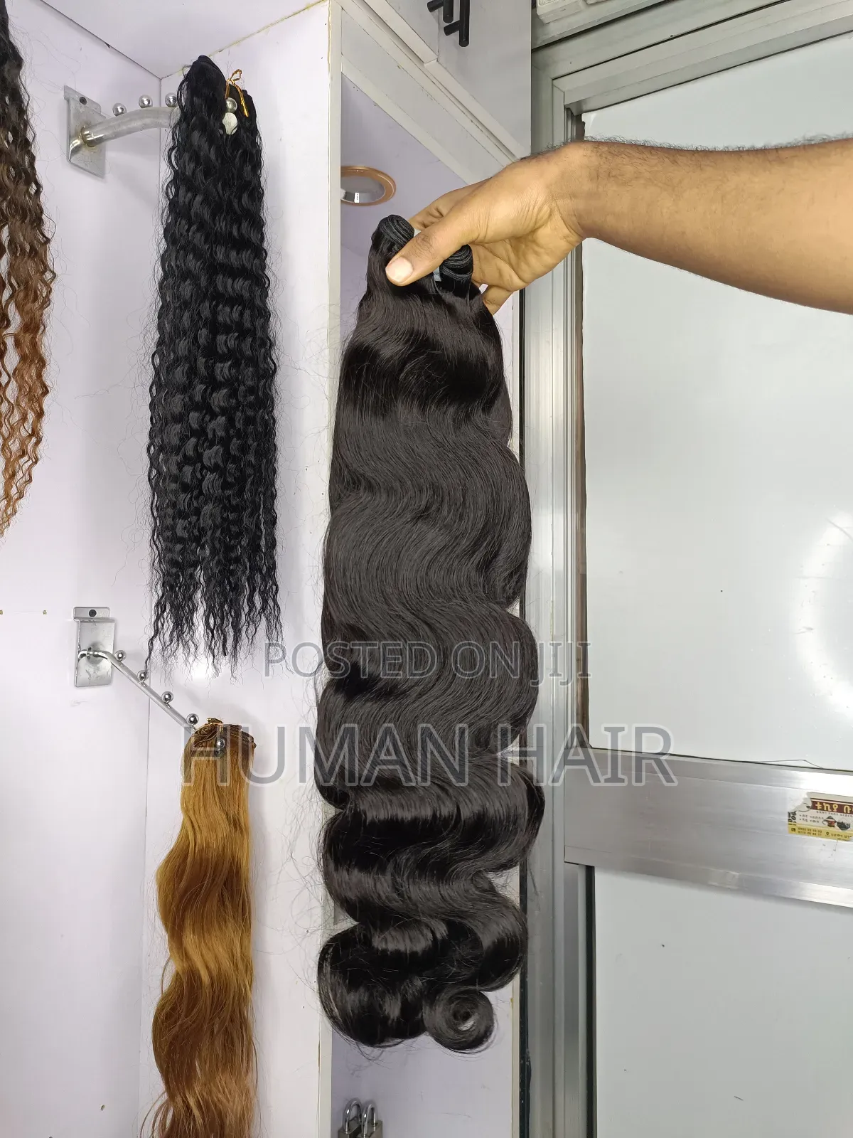 Frizz and Wave Human Hair