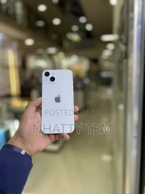 Apple iPhone 13 128 GB White