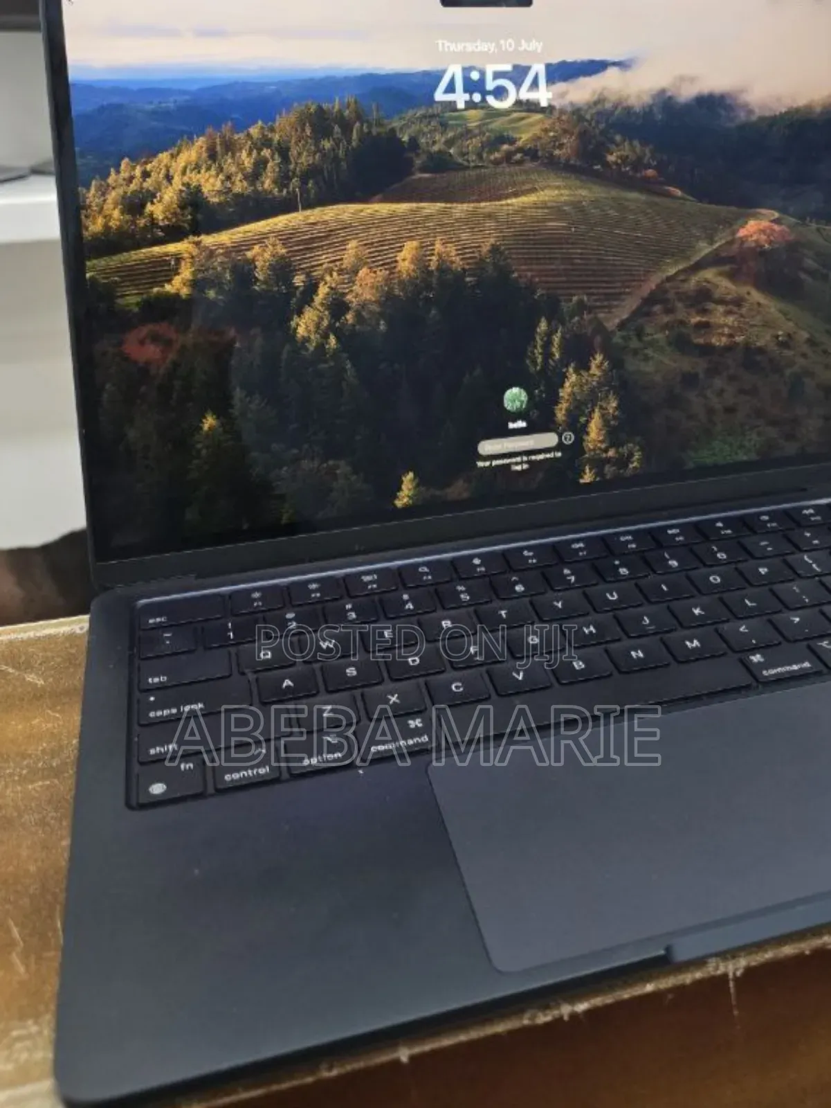 New Laptop Apple MacBook Air 2022 M2 8GB Apple M2 SSD 256GB