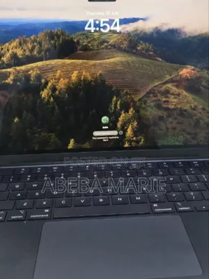 New Laptop Apple MacBook Air 2022 M2 8GB Apple M2 SSD 256GB