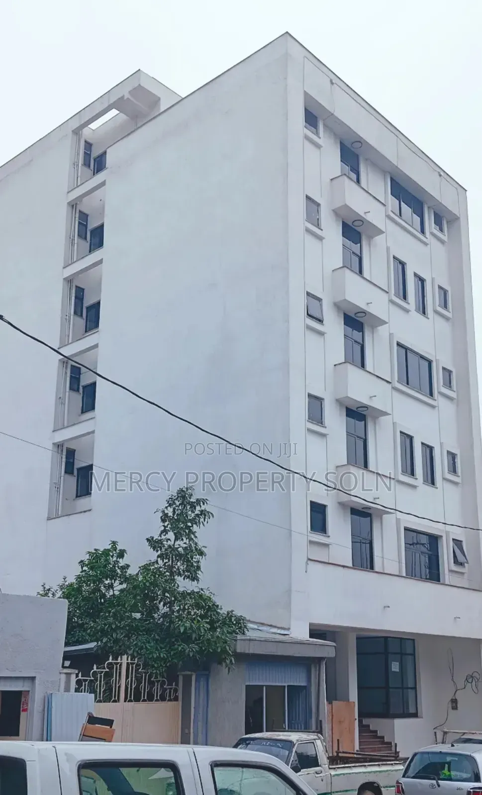 17bdrm Apartment in Bole for rent