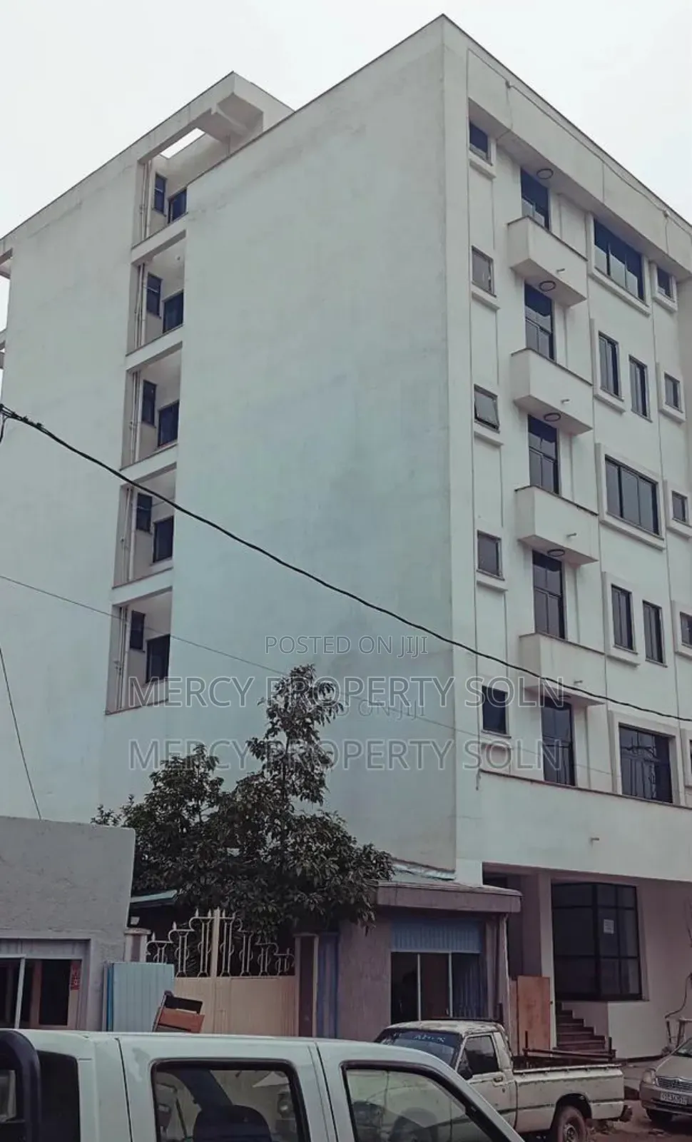 17bdrm Apartment in Bole for rent