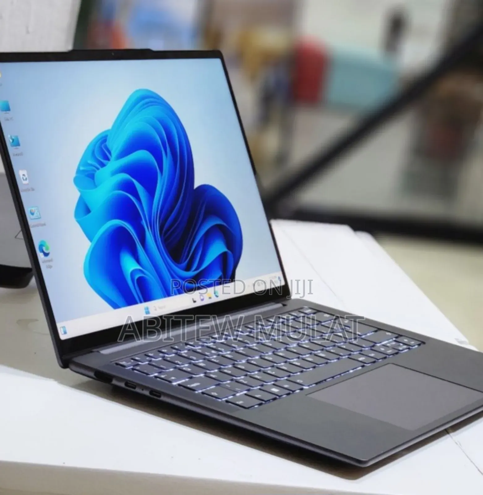 New Laptop Lenovo Yoga 950i 32GB Intel Core I7 SSD 1T