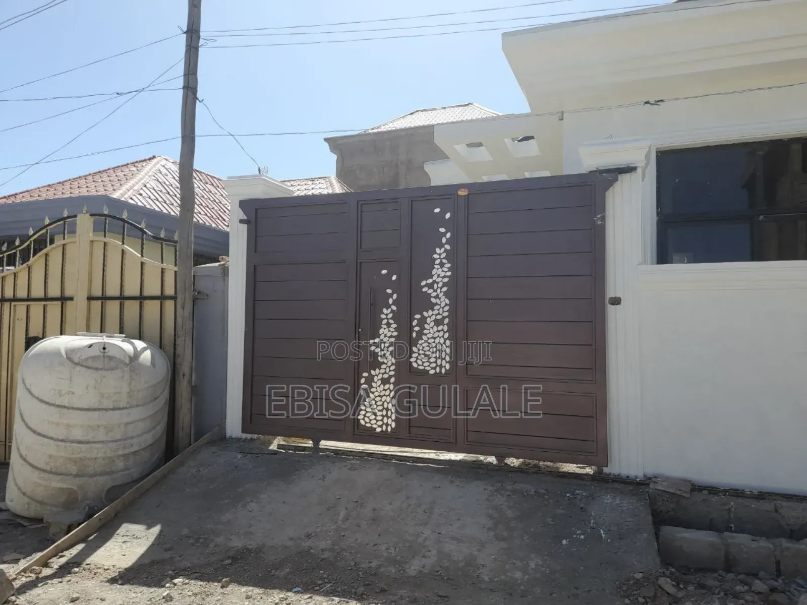 Furnished 4bdrm Farm House in Oromia-Finfinne for sale