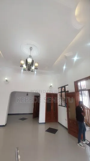 7bdrm House in Oromia, East Shewa for rent