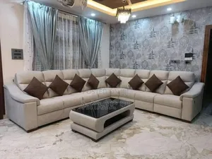 Oiwala Sofa Design With Table