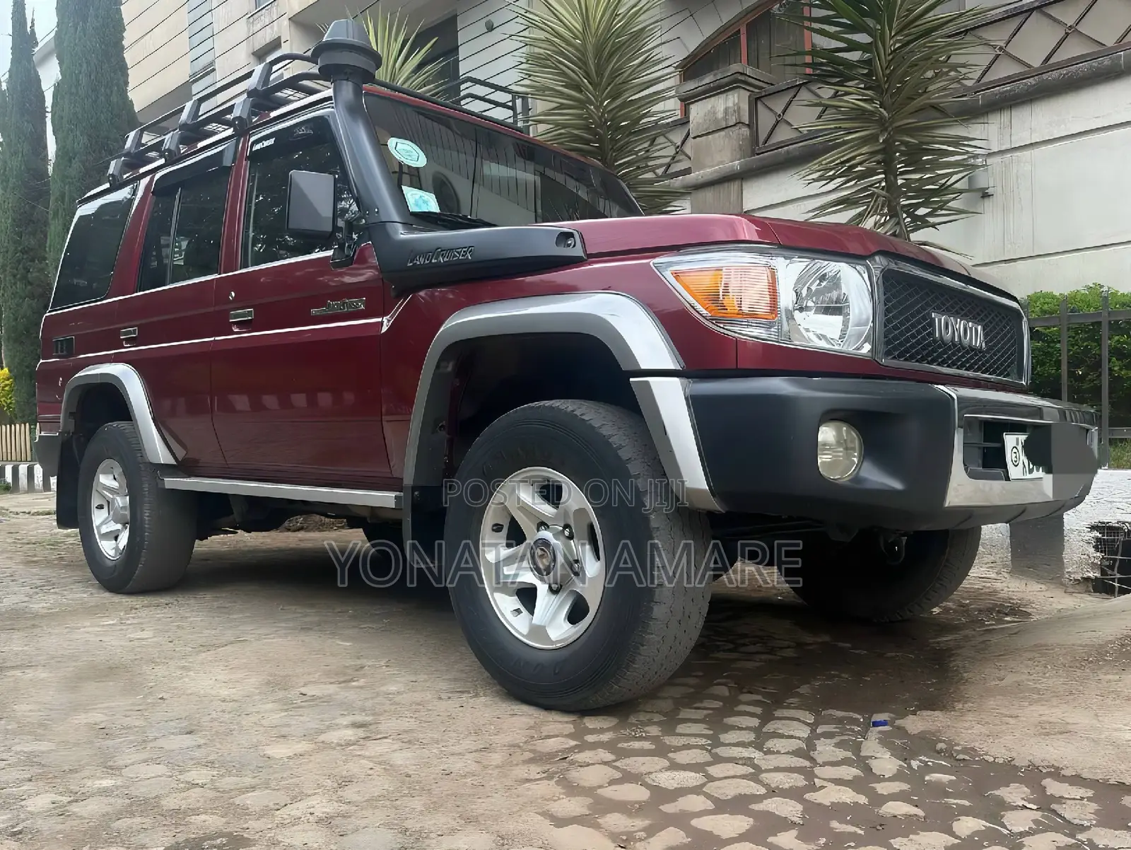 Toyota Land Cruiser 2021 Burgundy