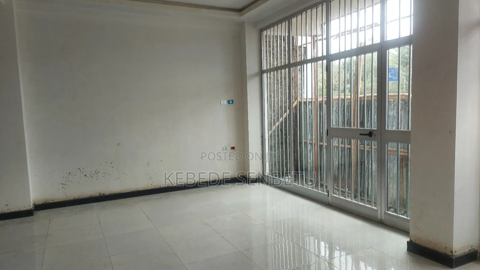54m2floor for Rent