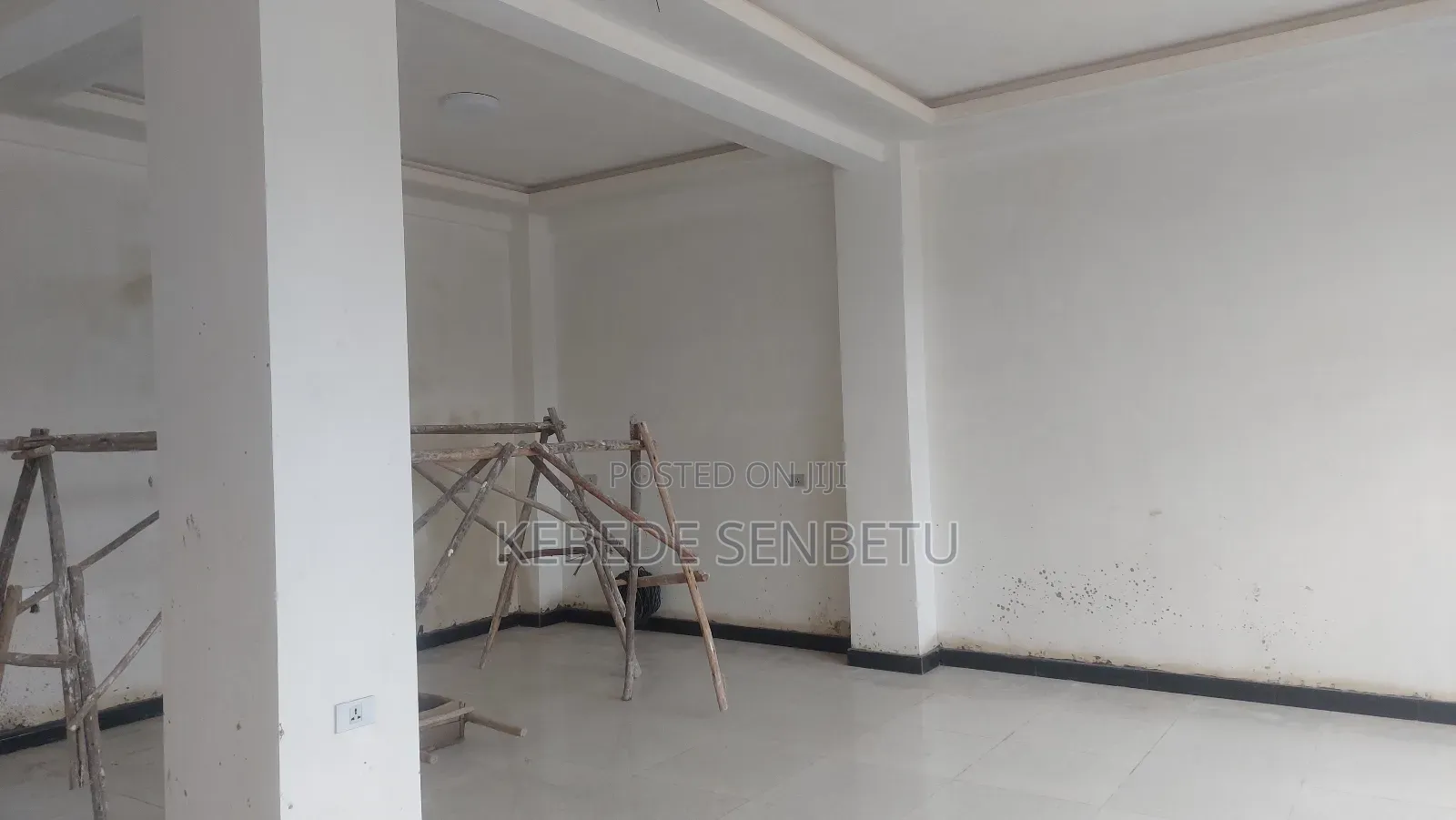 54m2floor for Rent