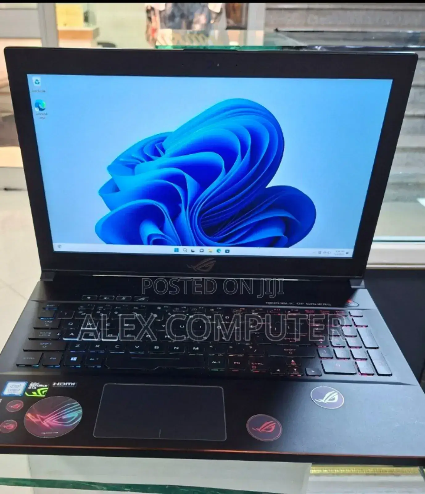 New Laptop HP Envy X360 16GB Nvidia SSD 512GB