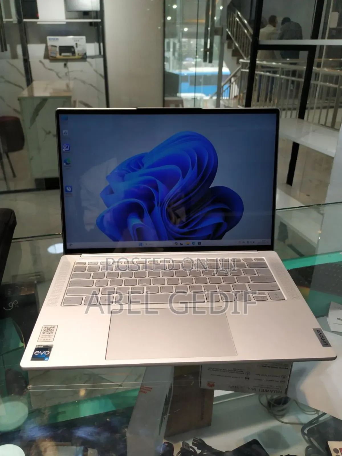 New Laptop Lenovo 16GB Intel Core I5 SSD 512GB