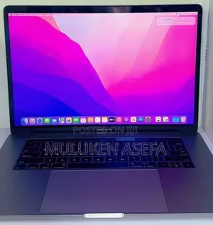 New Laptop Apple MacBook Pro 2017 16GB Intel Core I7 SSD 512GB