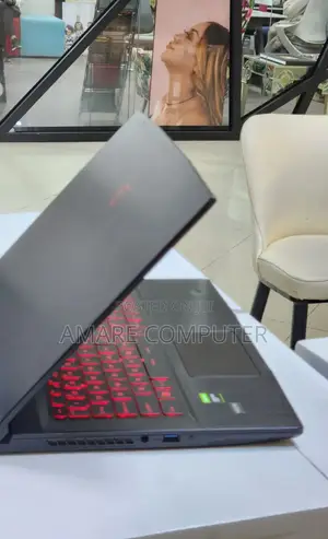 New Laptop MSI GF63 12GB Intel Core I5 SSD 512GB