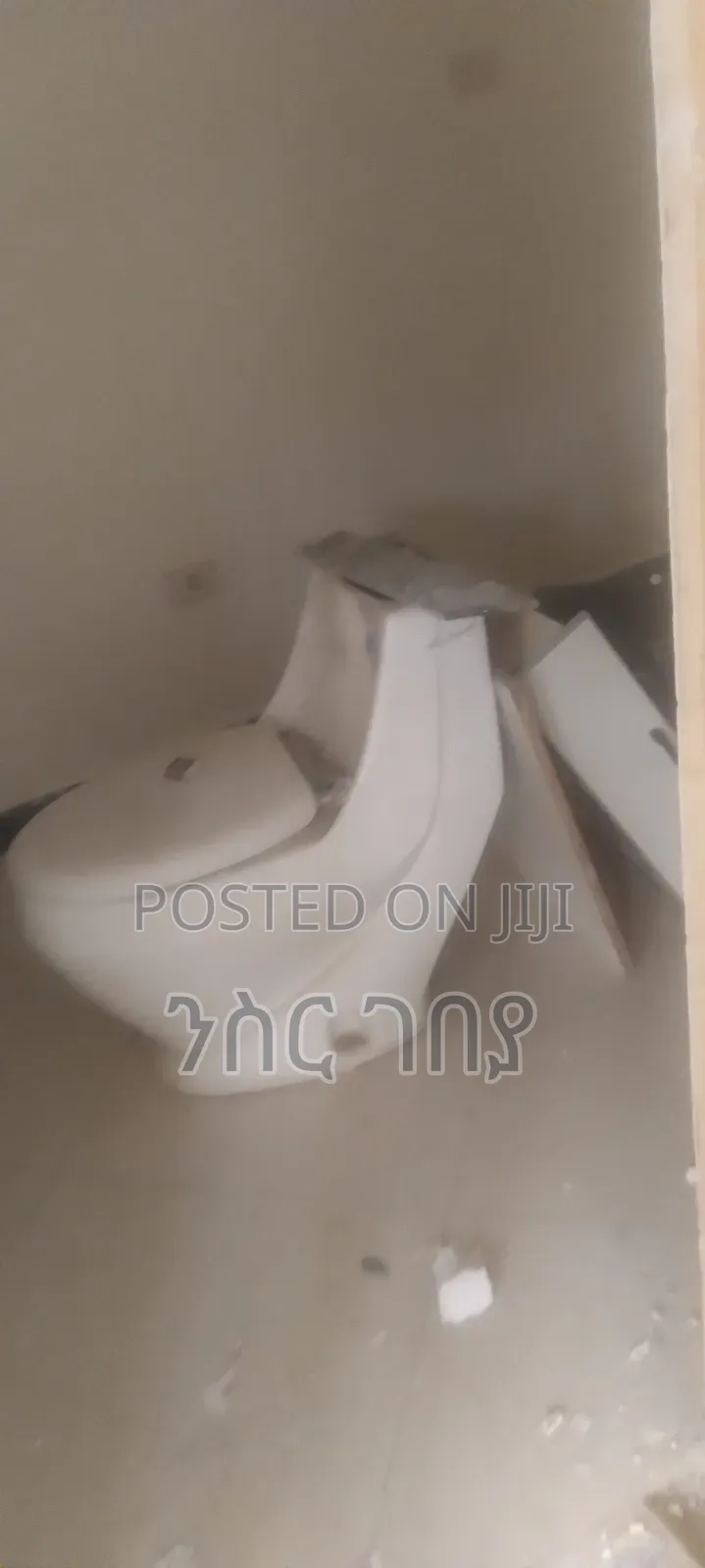 Furnished 2bdrm Condo in Ayat Mekedonia, Yeka for rent